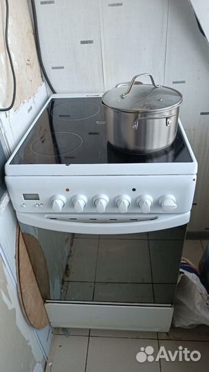 Плита электрическая стеклокерамика б/у