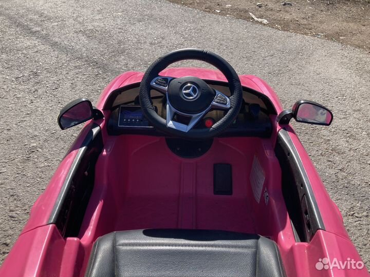 Детский электромобиль Mercedes розовый