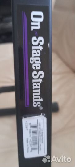 Подставка для гитары