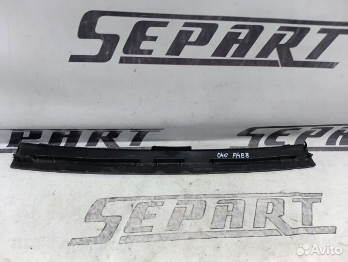 Накладка на рамку радиатора Audi A4 B8 2007—2012