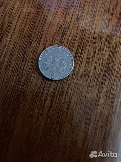 5 pence 1990 монета elizabeth 2