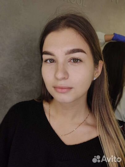 Наращивание ресниц, маникюр,брови