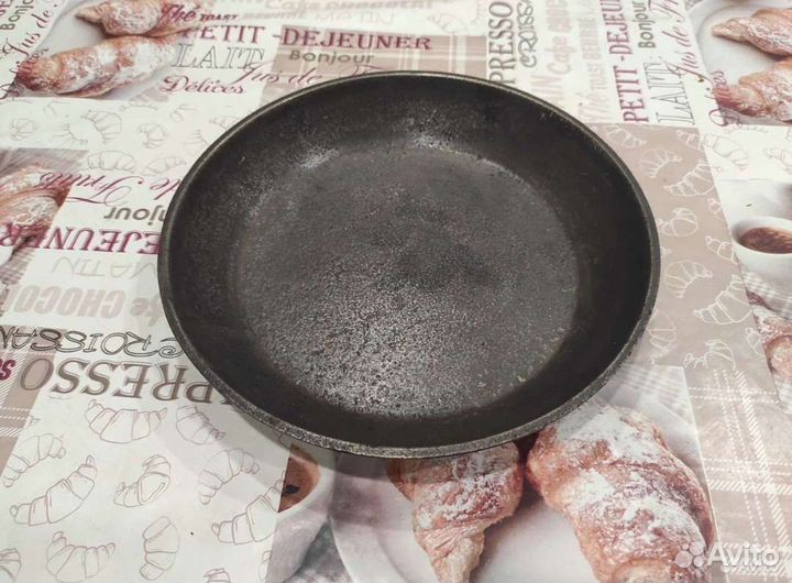 Чугунная сковорода СССР