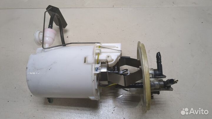 Насос топливный электрический Toyota Auris E15, 2007