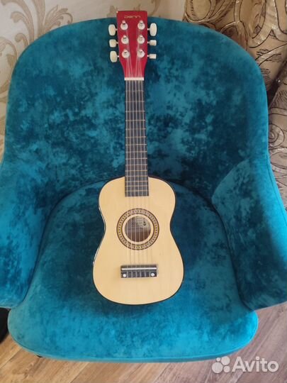 Акустическая гитара детская
