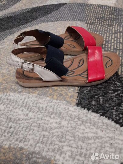 Сандалии