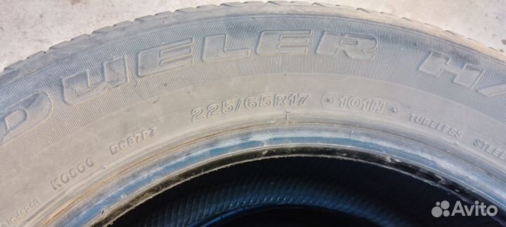 Bridgestone Dueler H/T 225/65 R17