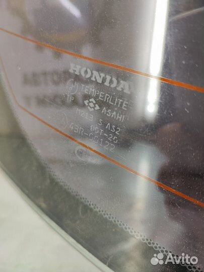 Стекло заднее Honda Civic ES5 D16W7 2000-2003