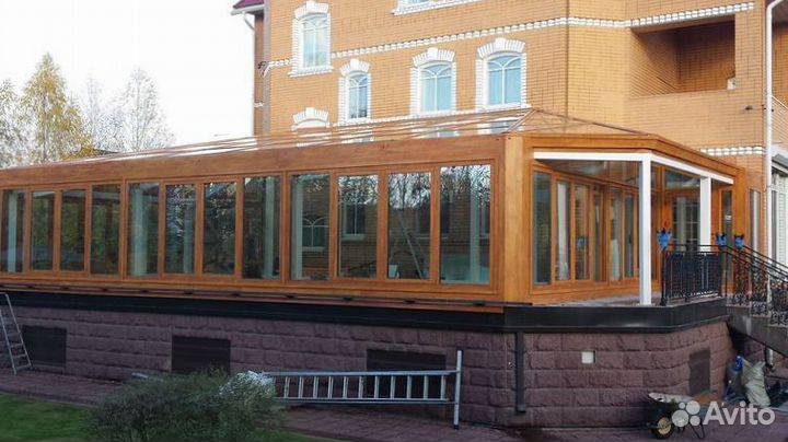 Безрамное остекление веранд беседок и террас