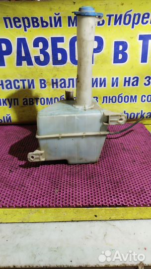 Бачок омывателя Hyundai Sonata