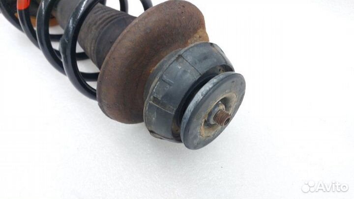 Амортизатор подвески передний Renault Duster HS