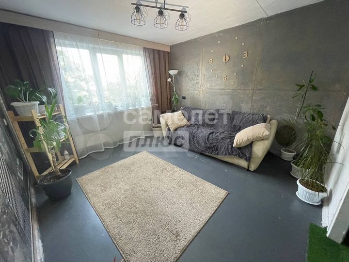 3-к. квартира, 58 м², 3/9 эт.