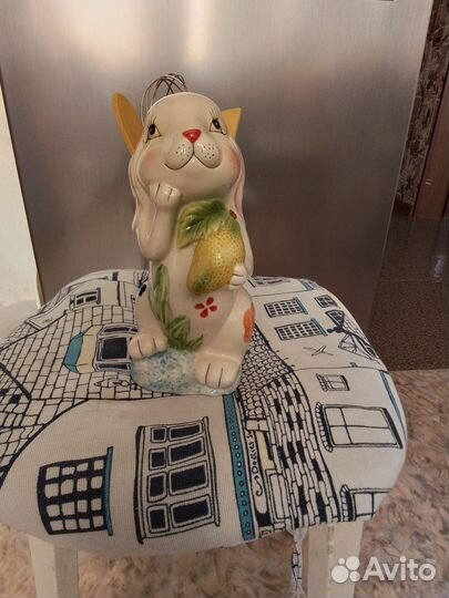 Заяц- подставка