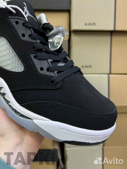 Nike Air Jordan 5 Retro