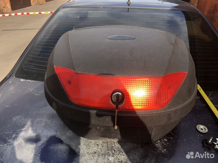 Кофр 60 литров. на два шлема