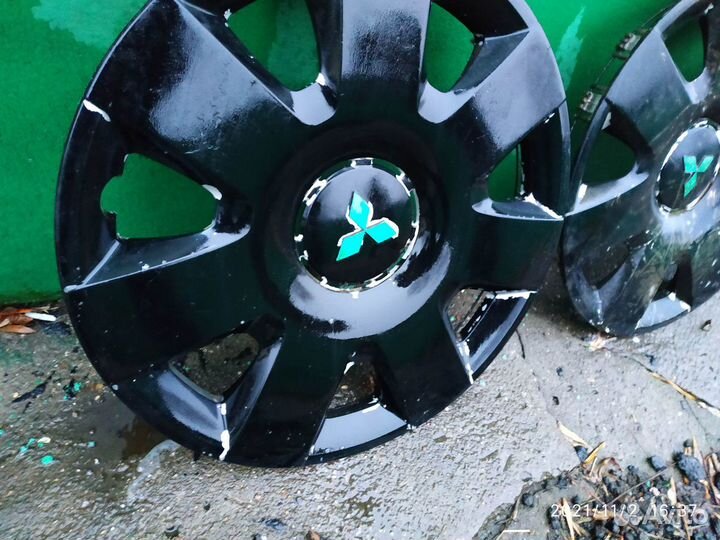 4252A044 колпаки R16 мицубиси лансер 10 оригинал