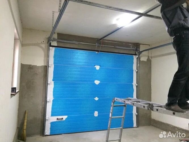 Секционные ворота бу