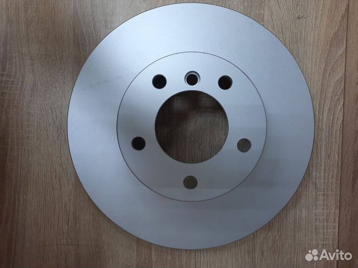 Диск тормозной передний BMW E90/E91/X1