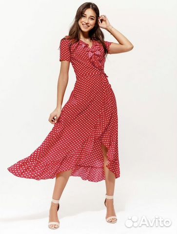 Платье красное в горошек