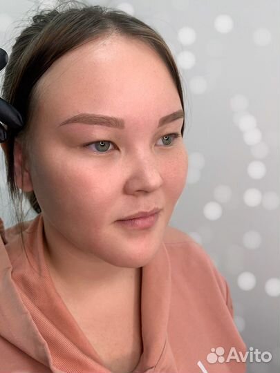 Оформление и окрашивание бровей