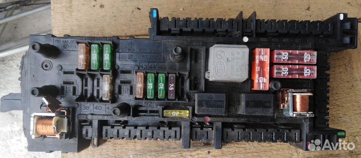 Mercedes W212 M274 Блок Монтажный Предохранителей