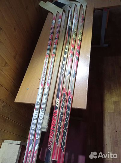 Клюшка хоккейная