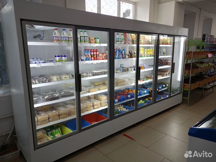 Холодильная витрина бу 0+5