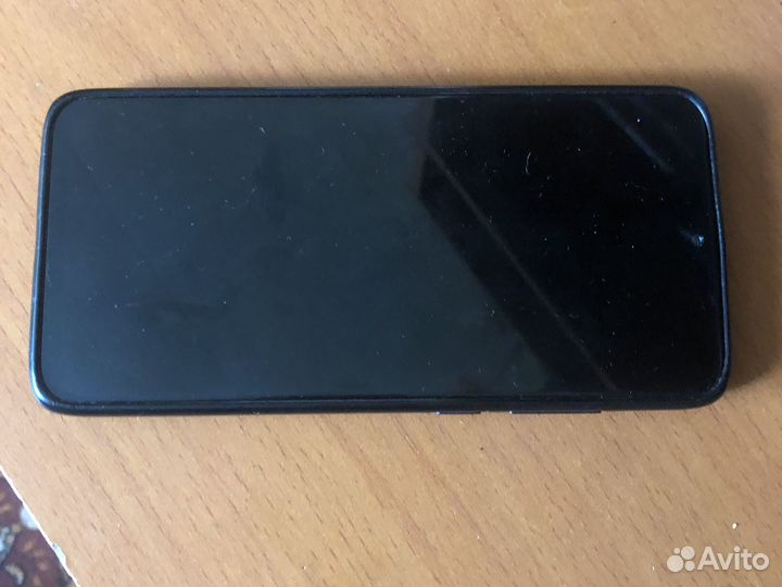 Продам телефон