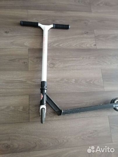 Трюковой самокат oxelo