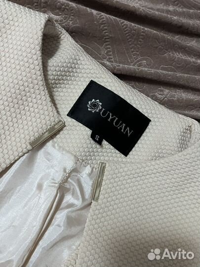 Твидовый жакет