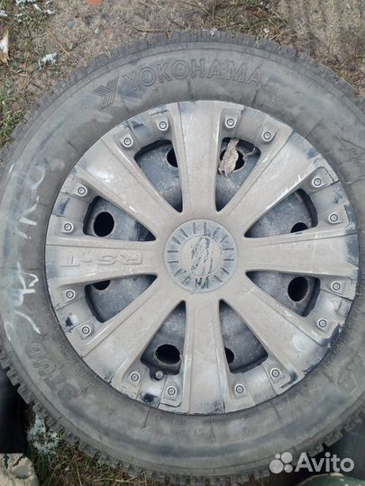 Yokohama Ice Guard Stud IG55 195/65 R15 и 195/65 R15