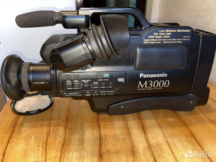 Видеокамера Panasonic M3000