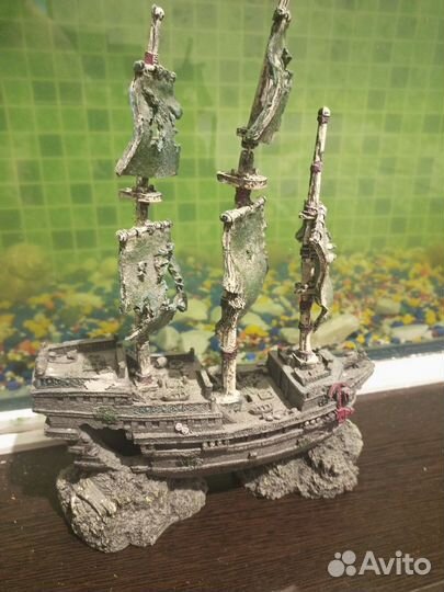 Обычный, Цветной грунт и Кораблик для аквариума