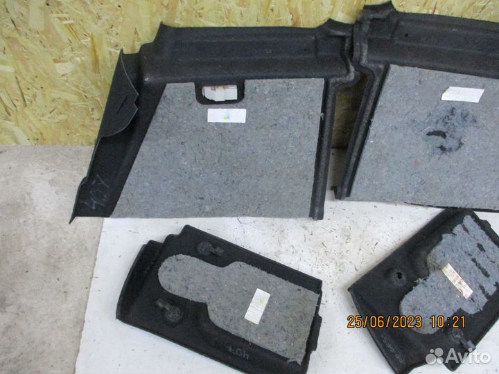 Обшивка багажника Пежо 407