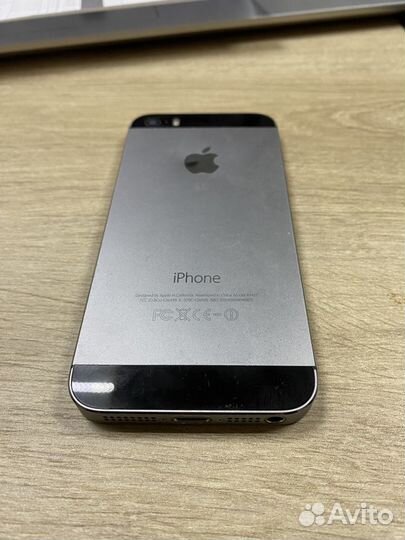 iPhone 5S, 16 ГБ