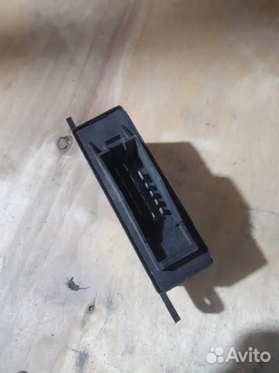 Блок подогрева сиденья 202 820 24 26 мерседес 202