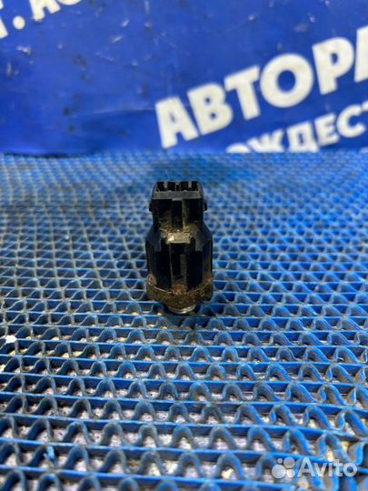 Датчик детонации Renault Clio седан K4JA712 2001