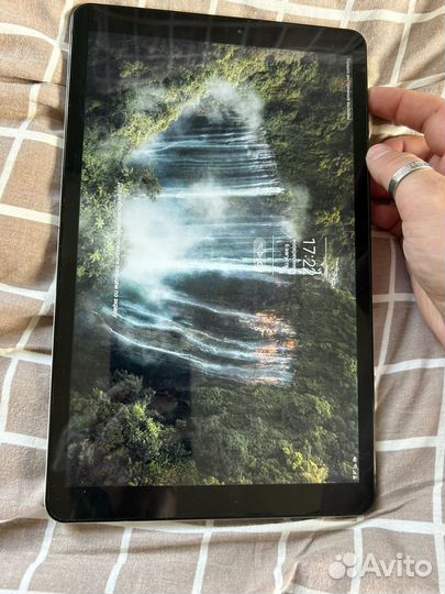 Планшет Samsung Galaxy Tab A 10.5» 32Gb (SM-T595)