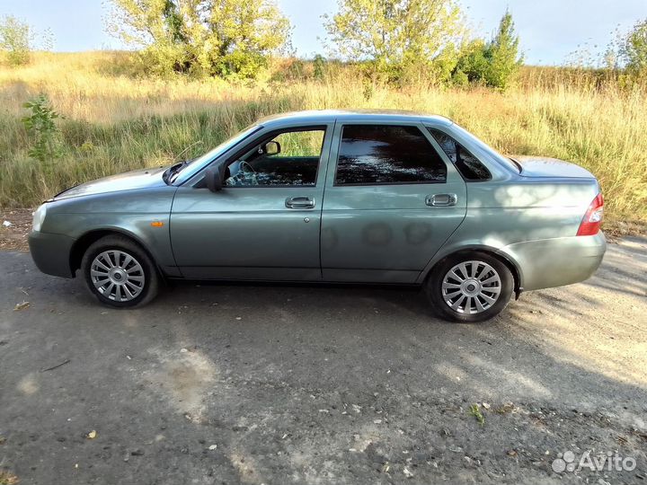LADA Priora 1.6 МТ, 2011, 100 000 км