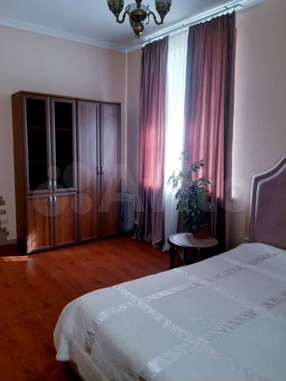 1-к. квартира, 50 м², 1/2 эт.