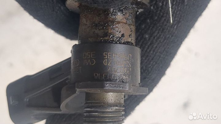 Форсунка топливная Renault Trafic, 2008