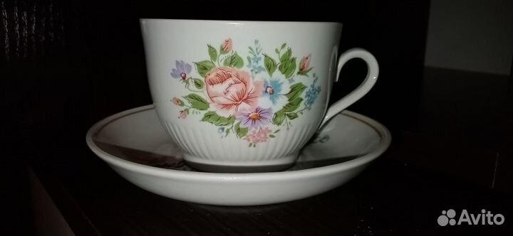 Чайная чашка с блюдцем