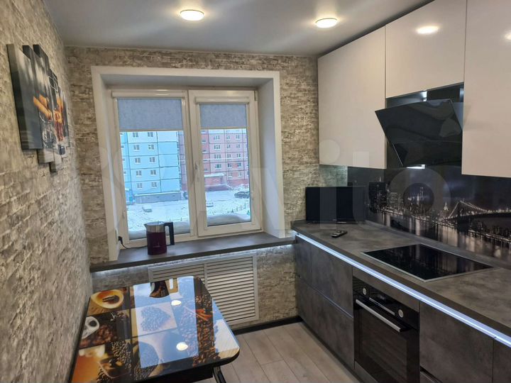 3-к. квартира, 65 м², 6/9 эт.