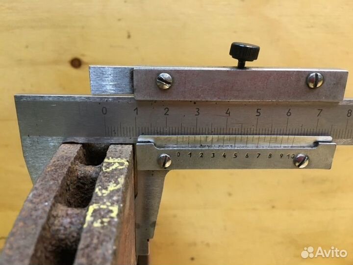 Диск тормозной передний правый Nissan Lafesta B30