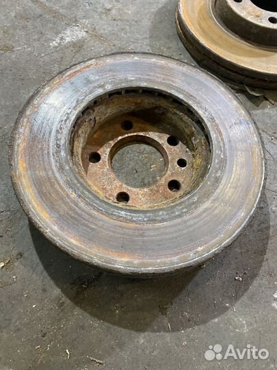 Передние тормозные диски vw t5