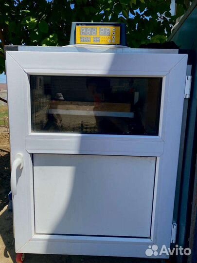 Инкубатор для яиц автоматический бу