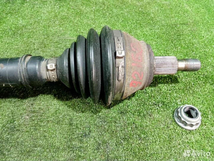 Привод передний правый Volkswagen Bora 1J2 BDE
