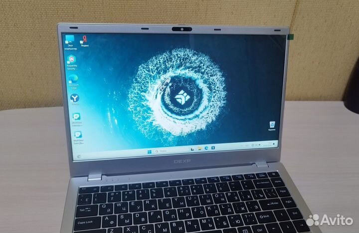 Абсолютно новый ноутбук Dexp Aquilon C14-ICW300