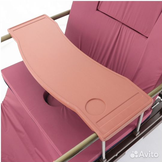 Медицинская кровать функциональная