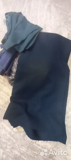 Отрез шерстяной ткани